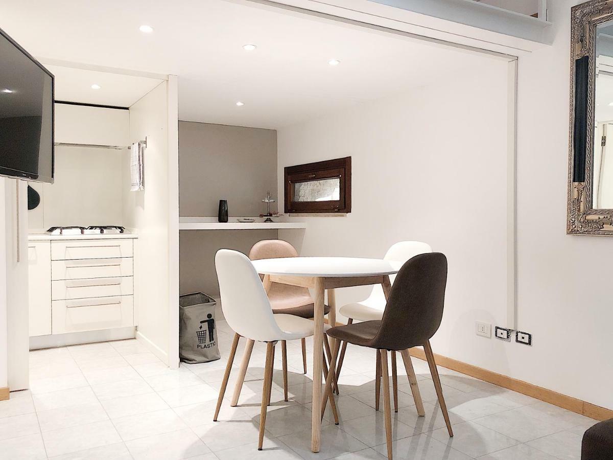 The Bright Nest Apartments Верона Екстер'єр фото